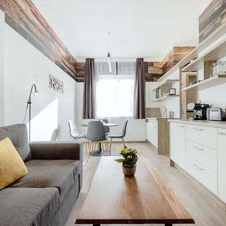 Elemental Retreats - Wood & Water Apartament Budapeszt