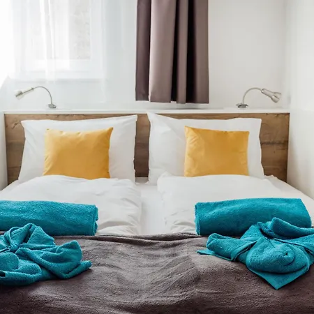 Apartament Elemental Retreats - Wood & Water