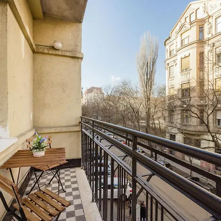 Apartament Elemental Retreats - Wood & Water