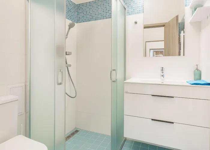 Elemental Retreats - Wood & Water Apartment