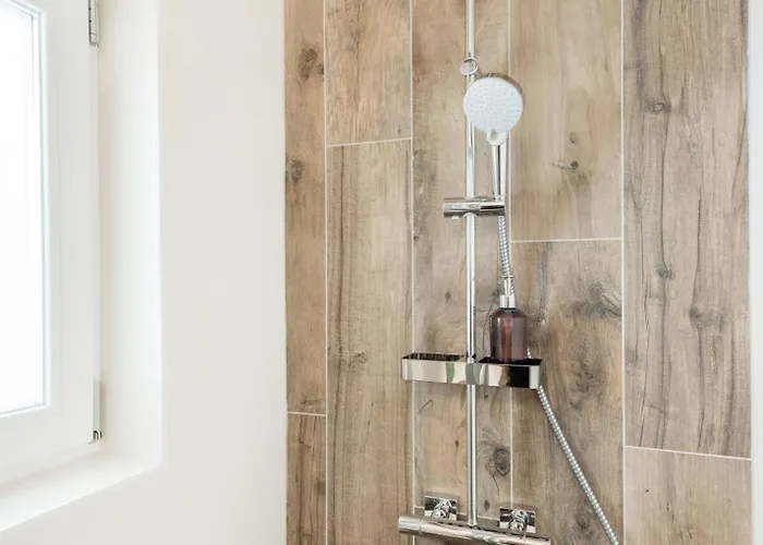 Elemental Retreats - Wood & Water