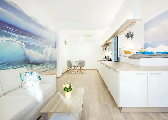 Elemental Retreats - Wood & Water Apartment Budapest