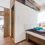 Elemental Retreats - Wood & Water Apartment *