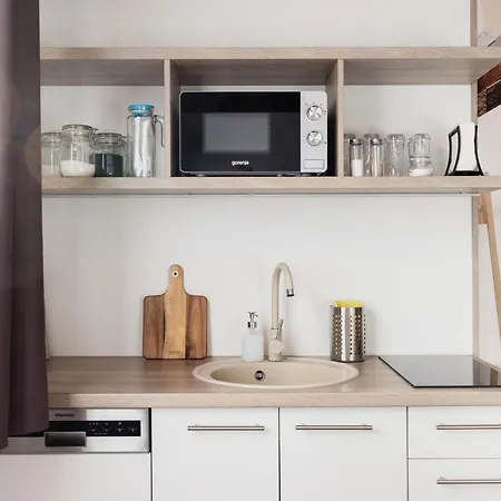 Elemental Retreats - Wood & Water Apartment Budapest